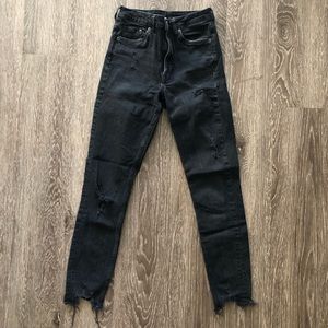 distressed skinny jeans
